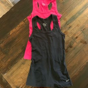 Nike Tanks pink and black